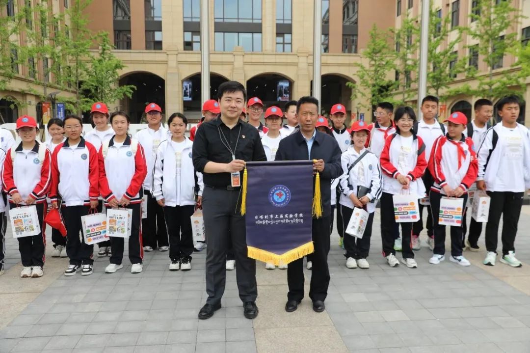新华网：复旦大学·上海世外教育集团“集团式大思政课”建设教学展示成功举行